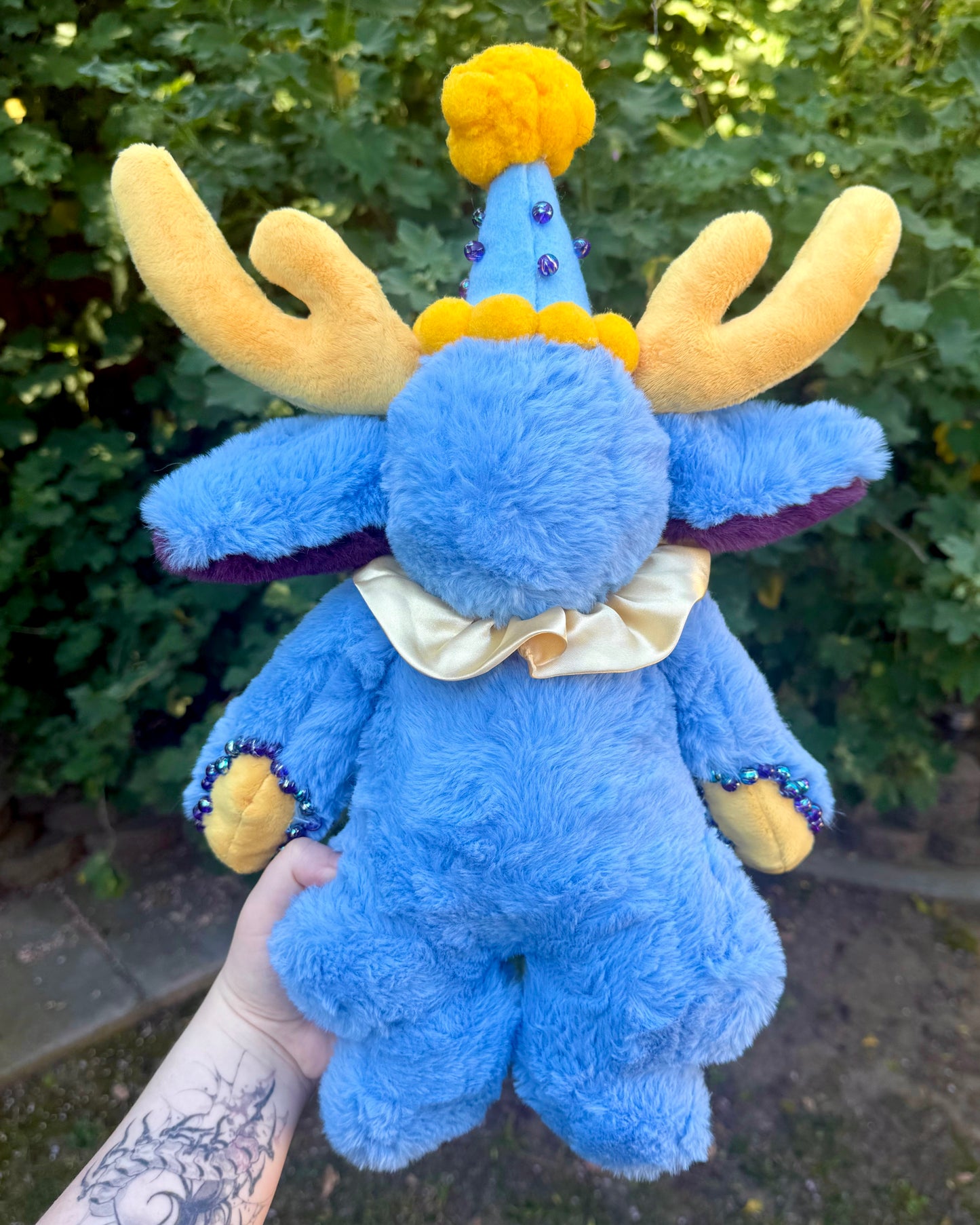 Halo ( clown plush )