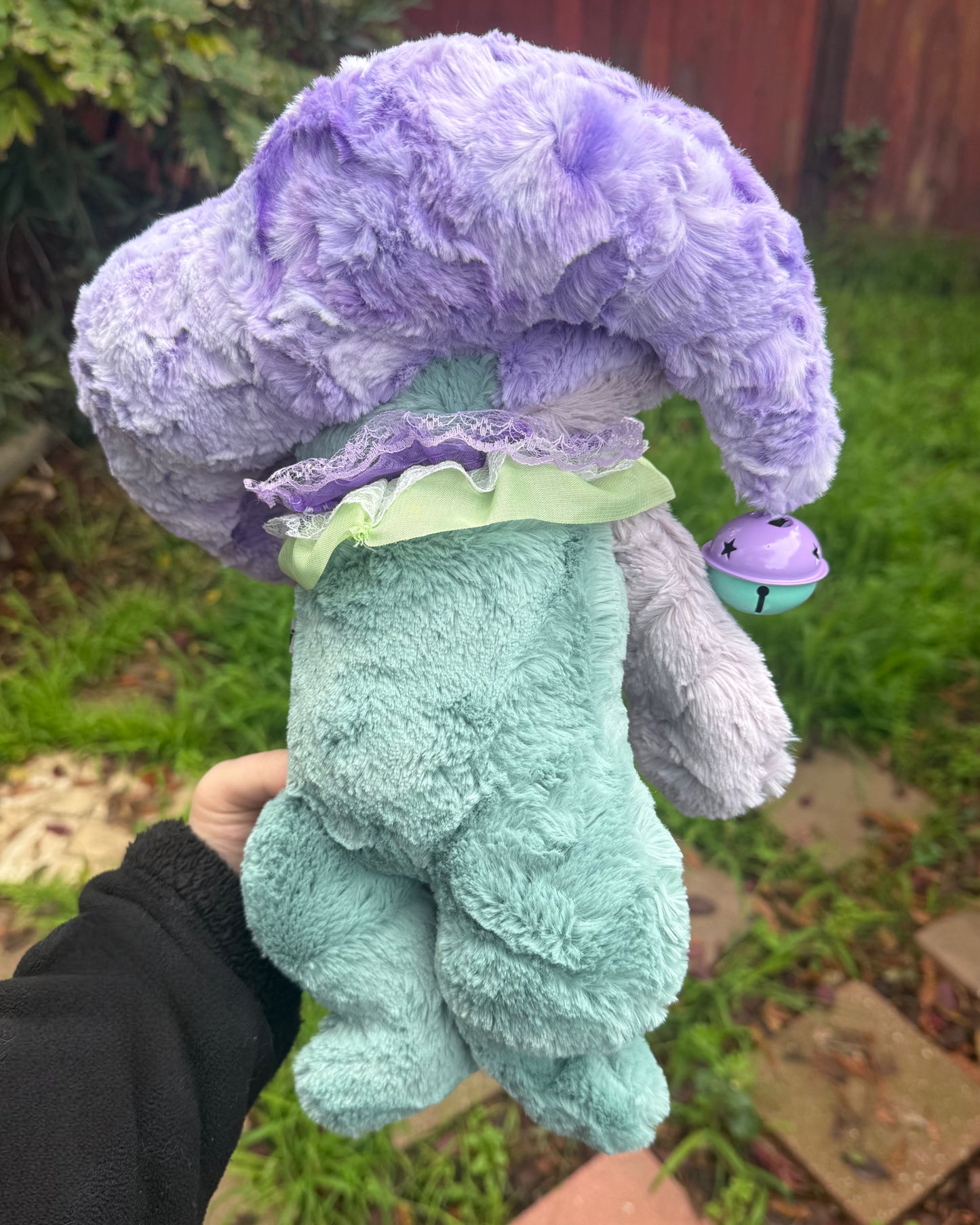 Geode ( jester plushie ) 