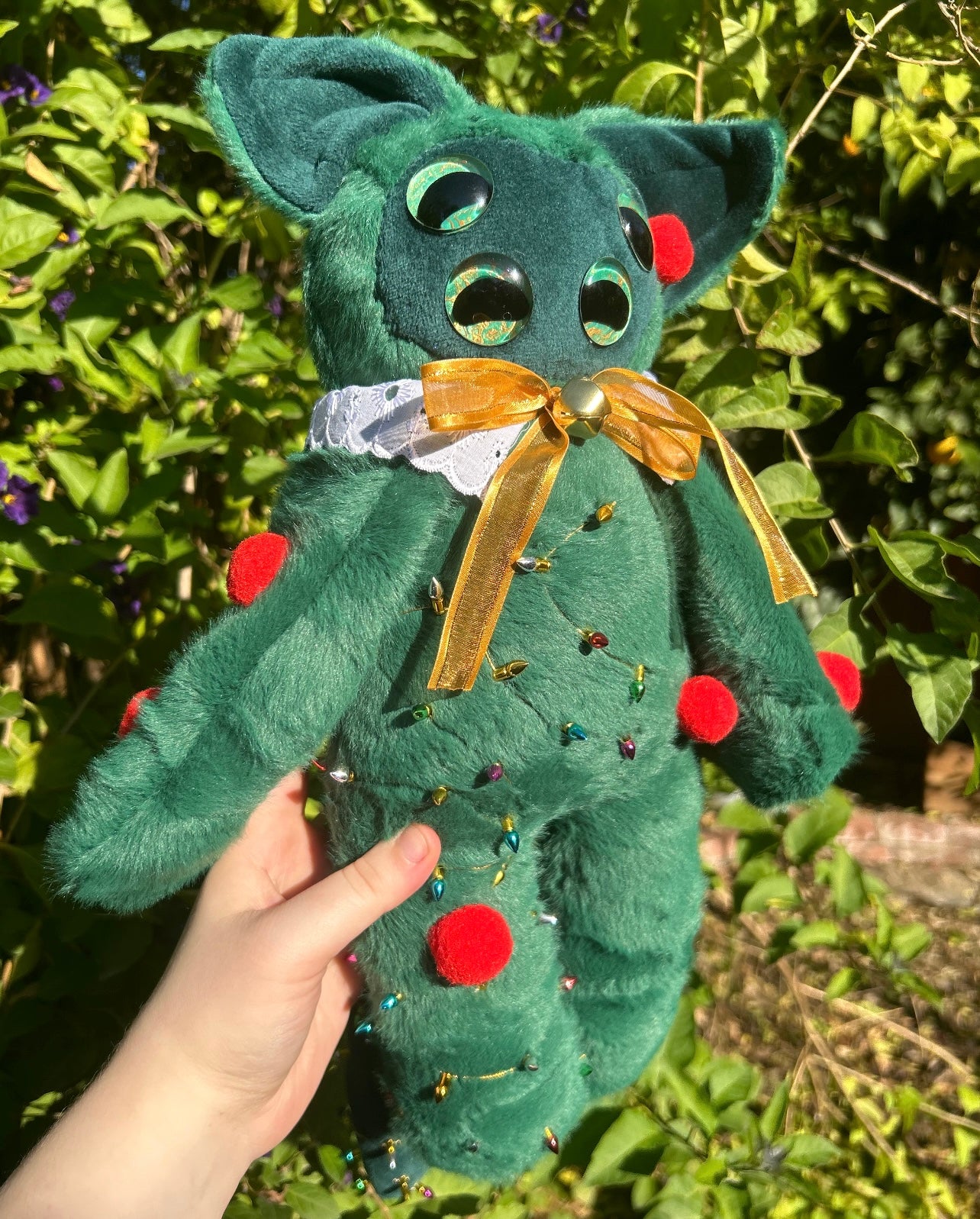 Emerald ( Christmas plushie )