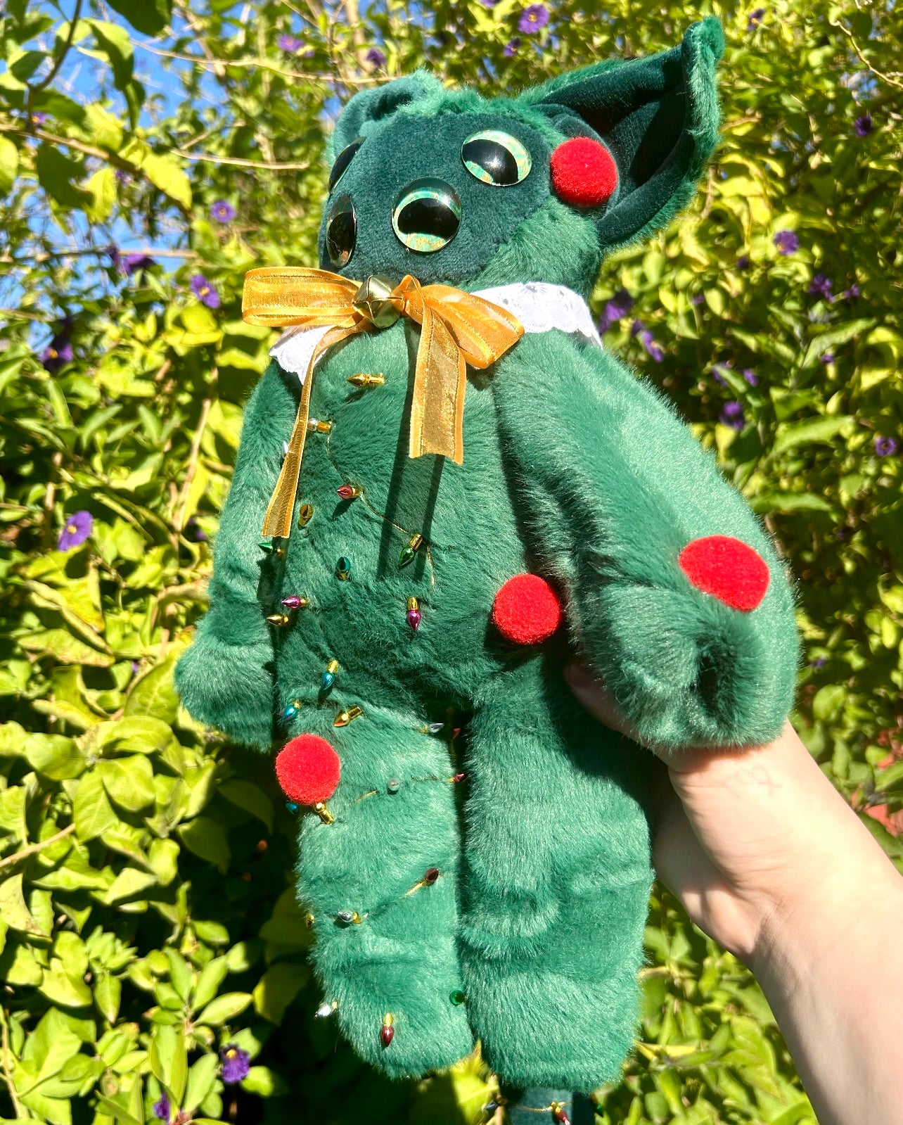 Emerald ( Christmas plushie )