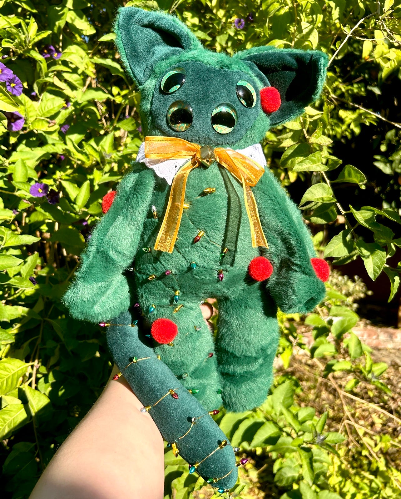 Emerald ( Christmas plushie )