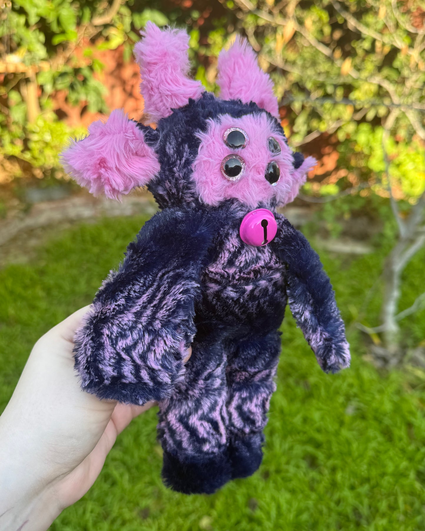 Alice *small monster*