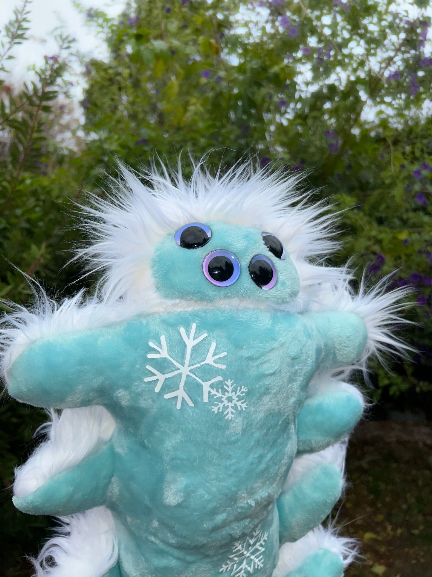 Blizzard ( centipede plushie )