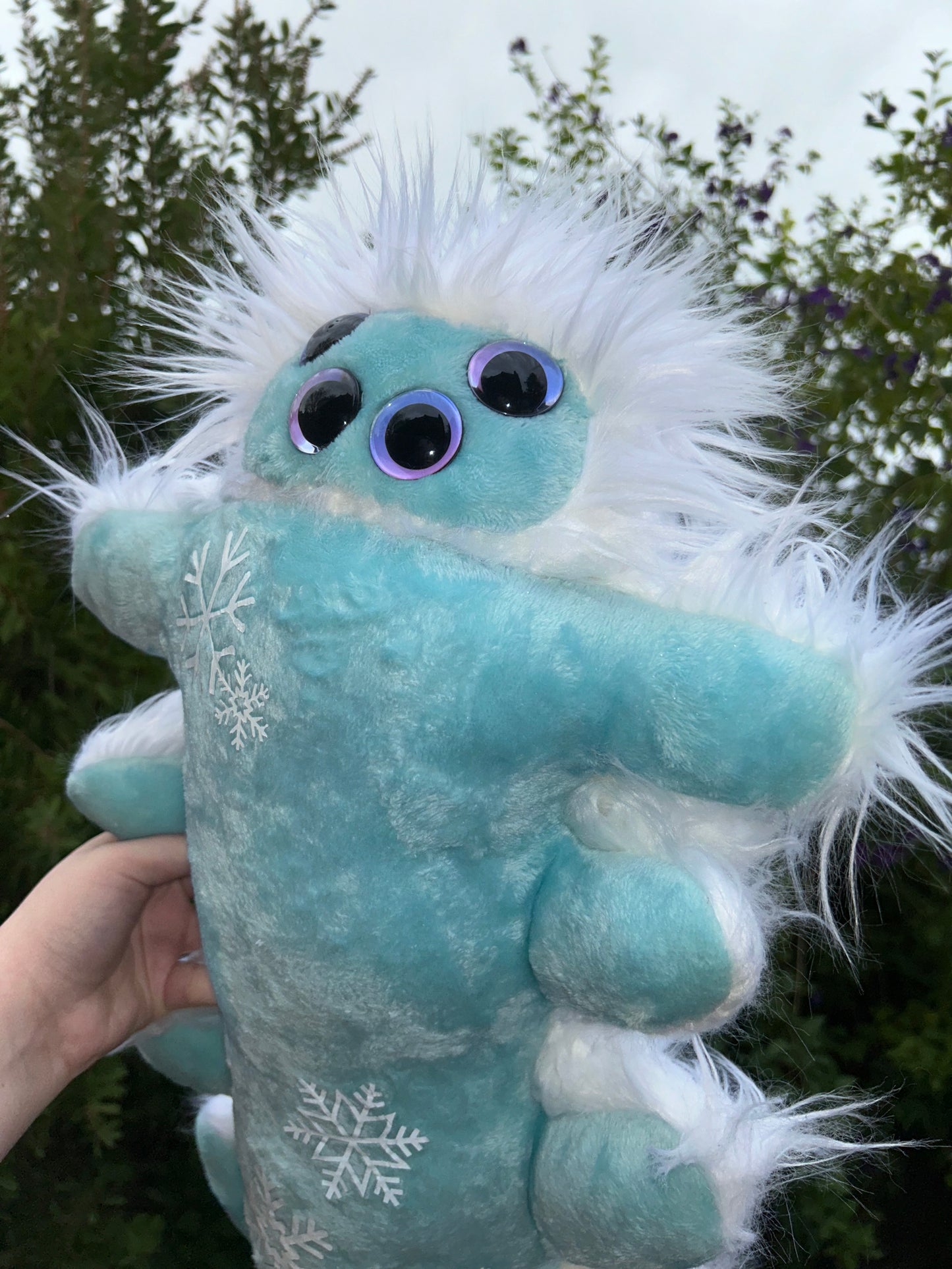 Blizzard ( centipede plushie )