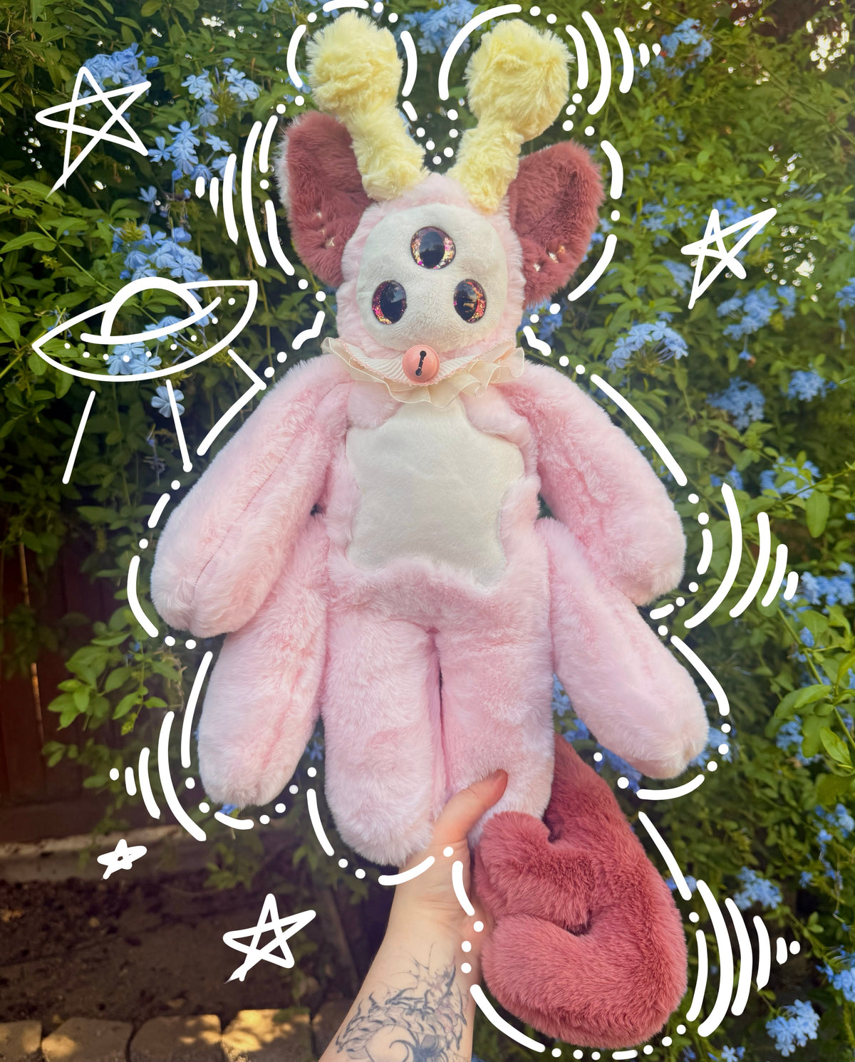 Juno * Alien cat *