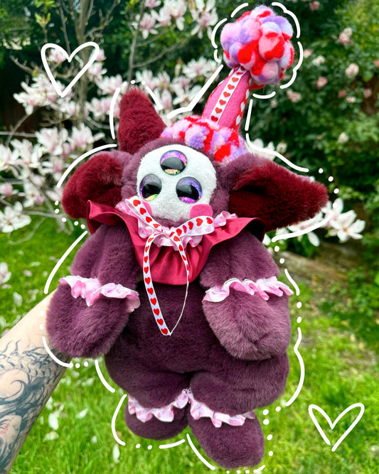Alvira ( clown valentine plush )