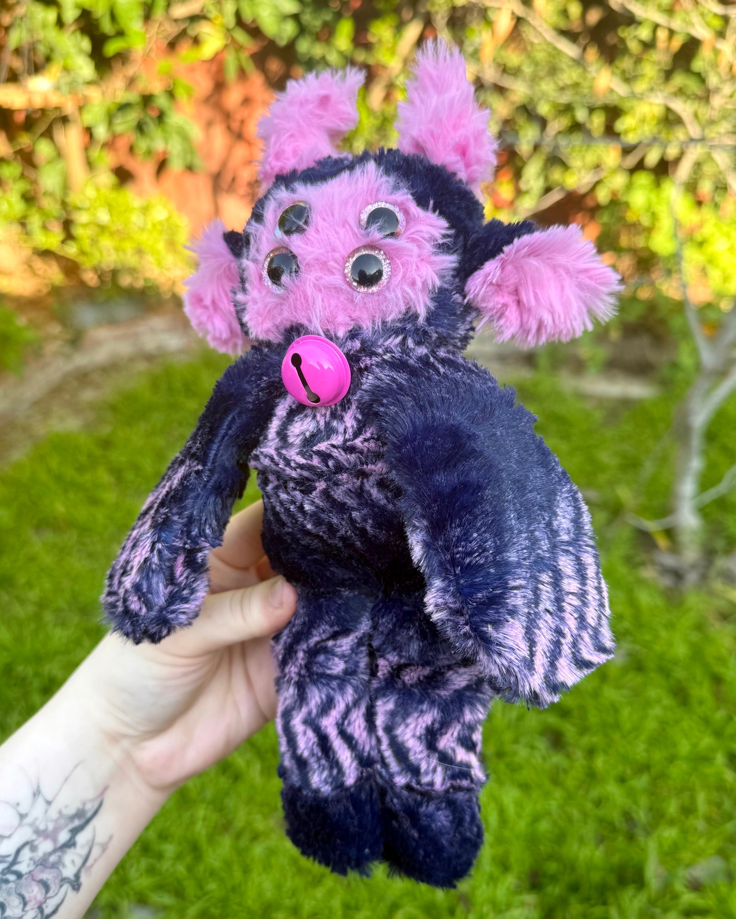 Alice *small monster*