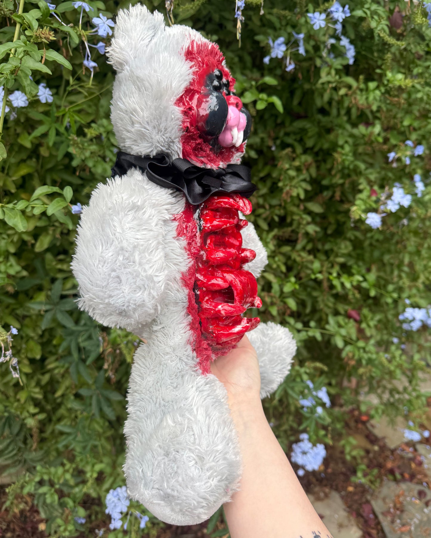 Grumble ( gore bear ) * spooky drop *