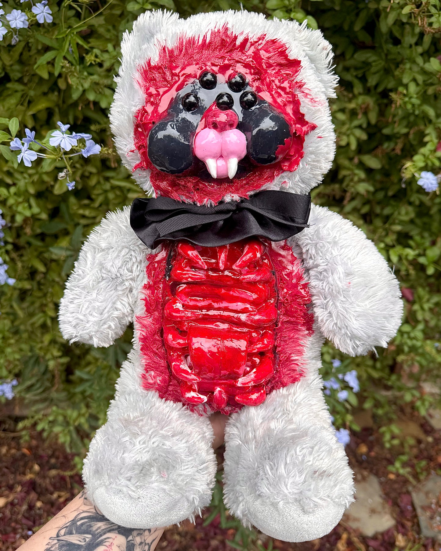 Grumble ( gore bear ) * spooky drop *