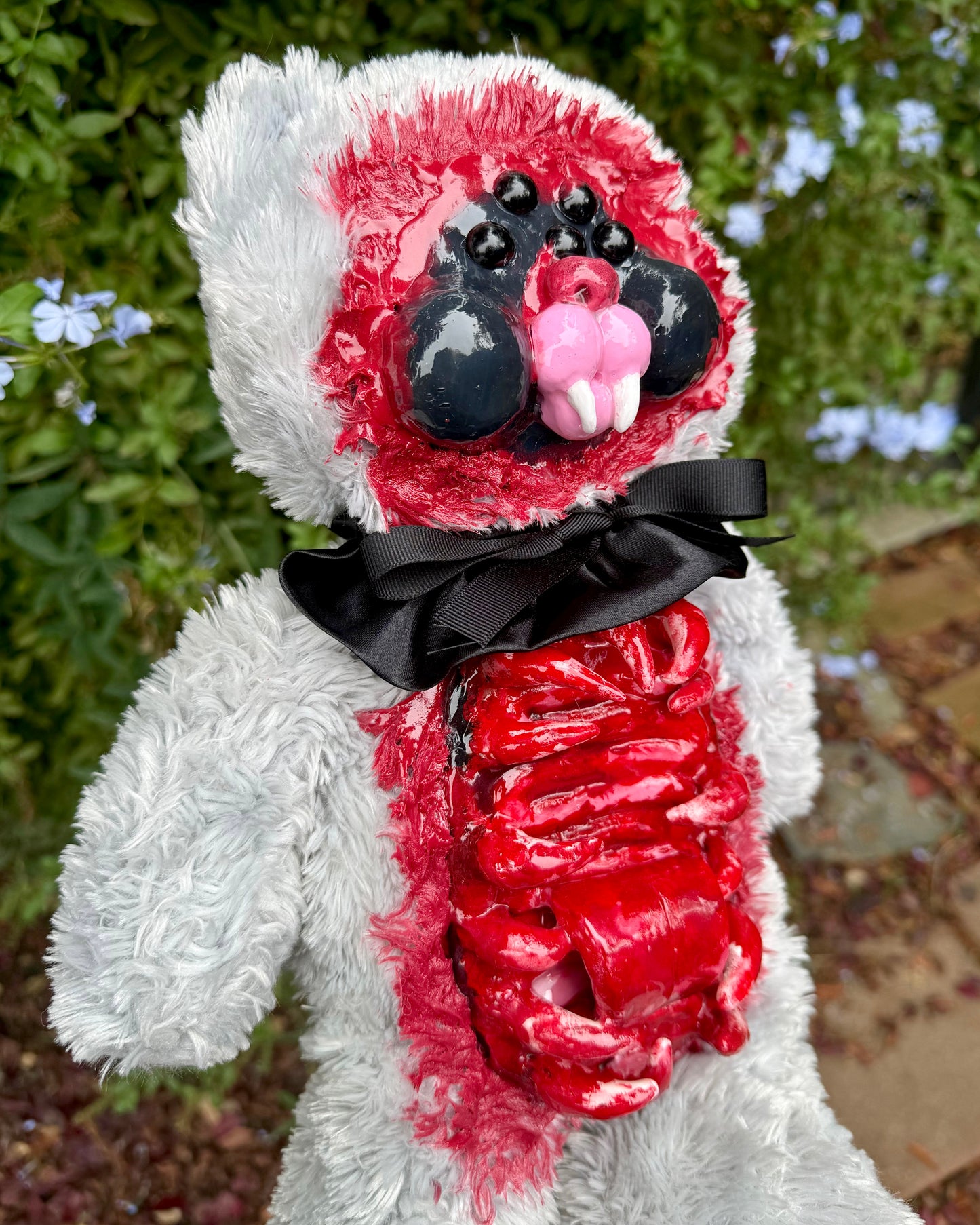 Grumble ( gore bear ) * spooky drop *