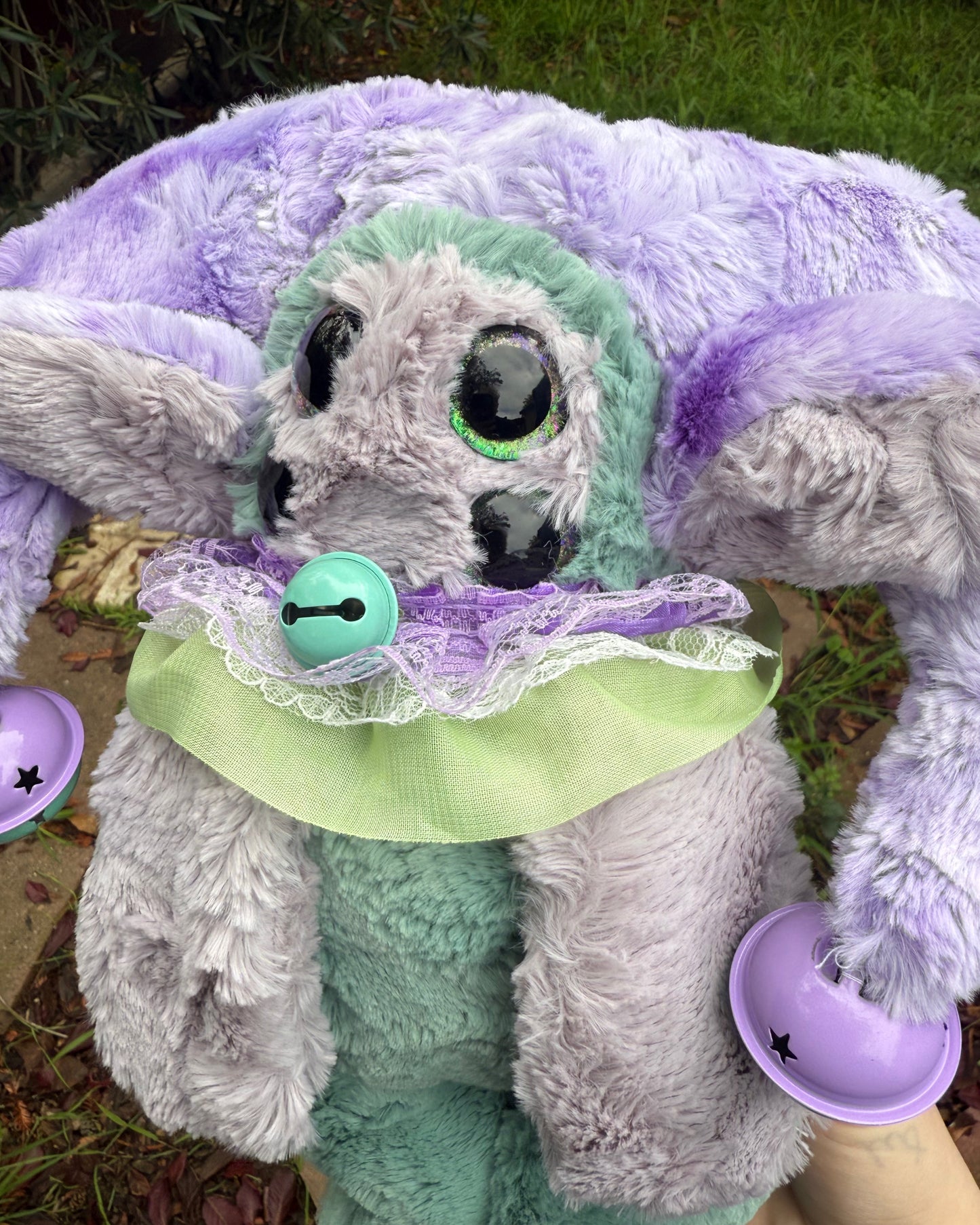 Geode ( jester plushie ) ￼