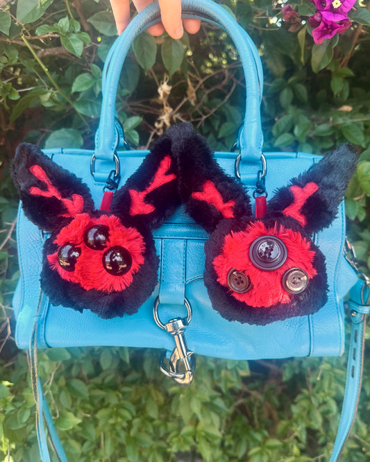 Mothman keychain * Made to order* ( PLZ READ DESCRIPTION BEFORE ORDERING)
