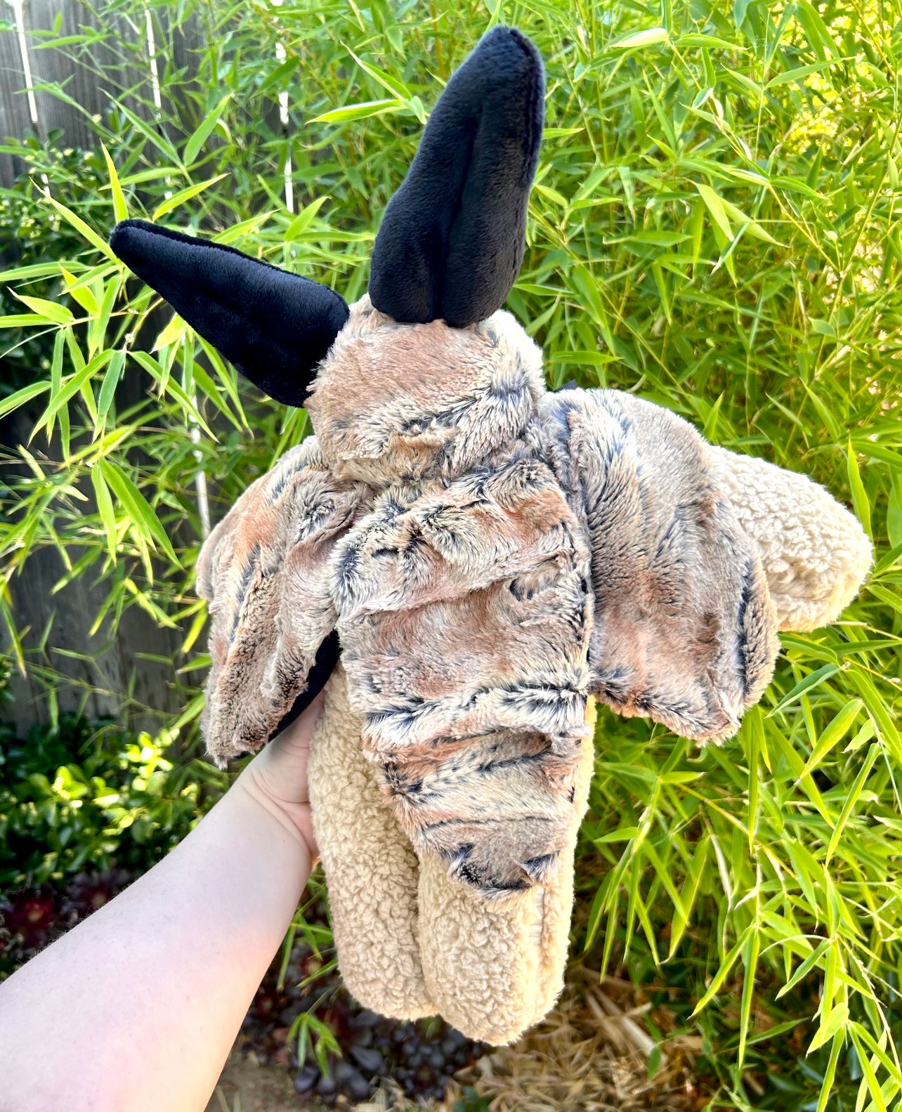 Cinna ( moth plushie )