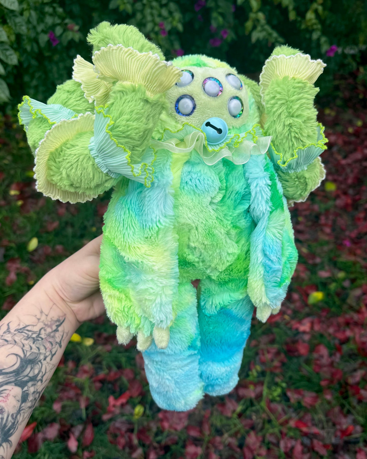 Lime ( demon plushie )