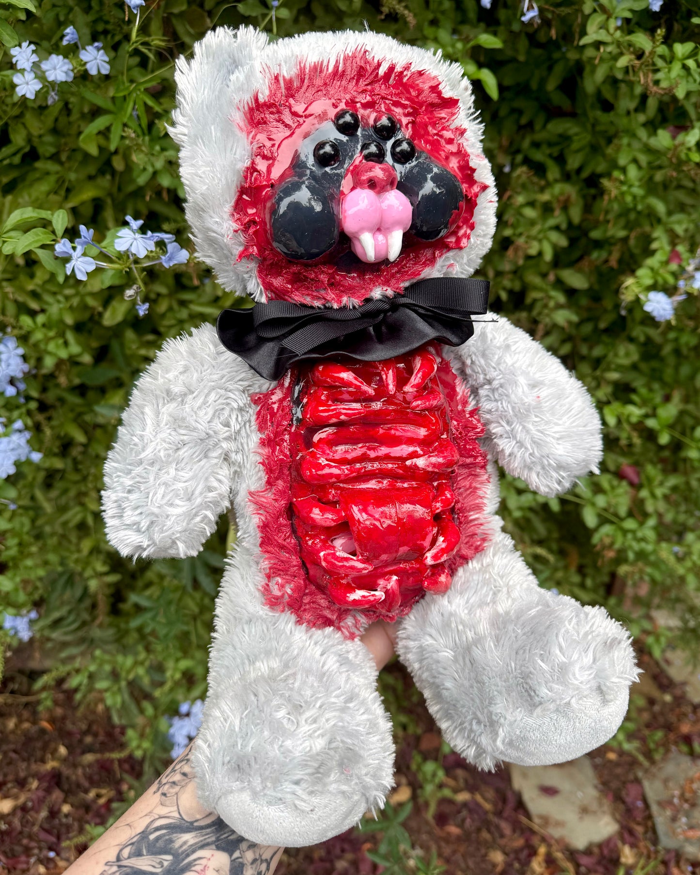 Grumble ( gore bear ) * spooky drop *