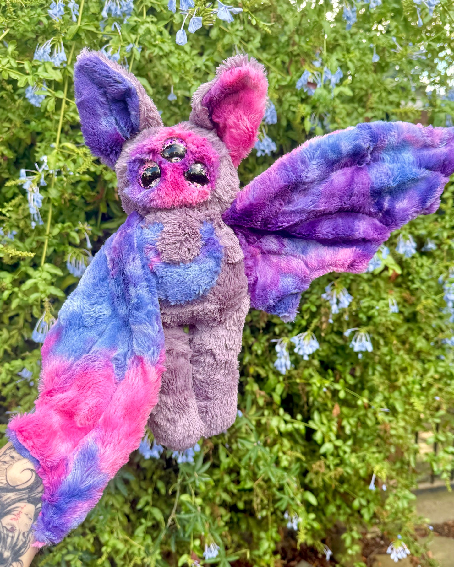 Luna ( bat plushie ) *spooky drop *