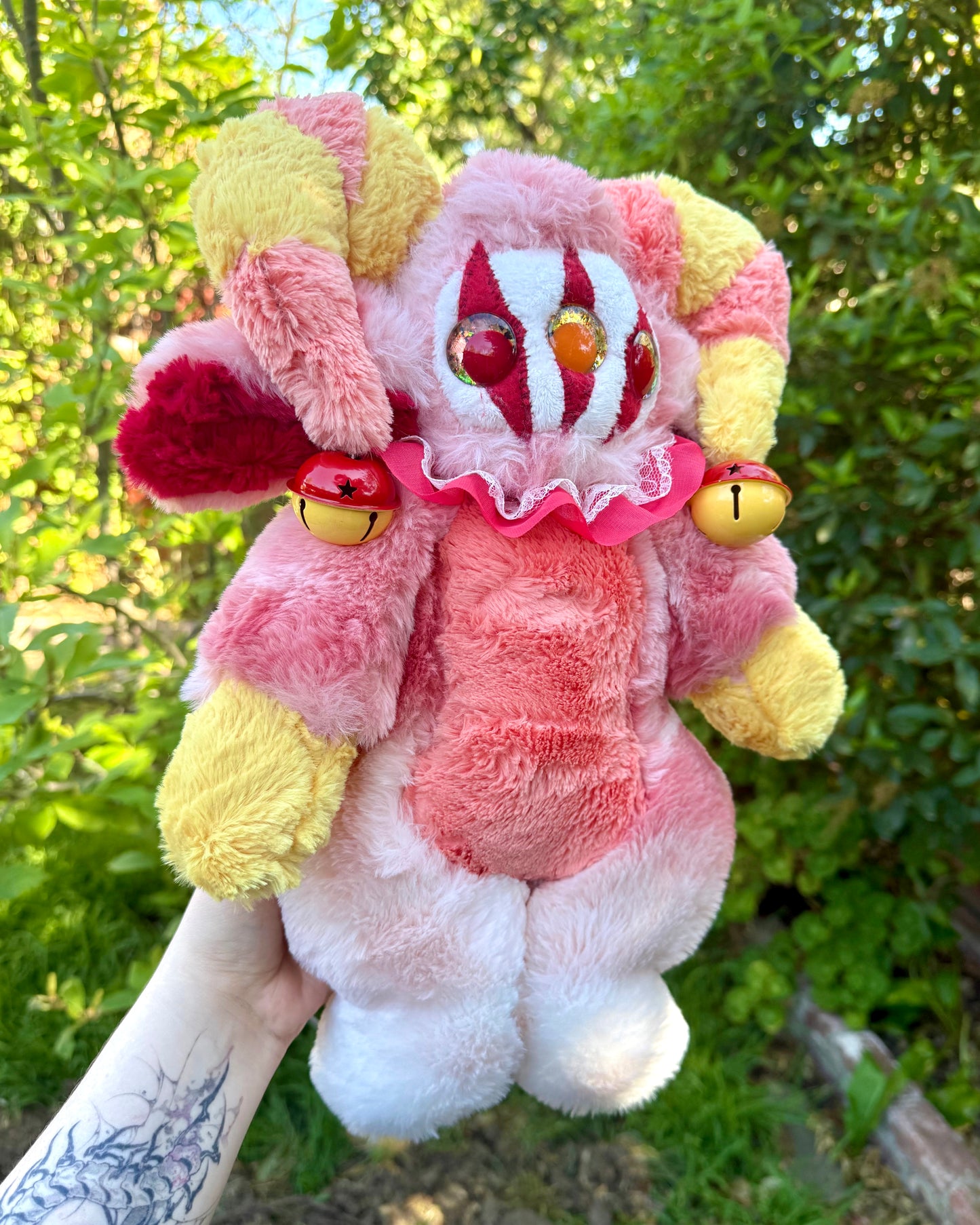 Sunset (jester plush)
