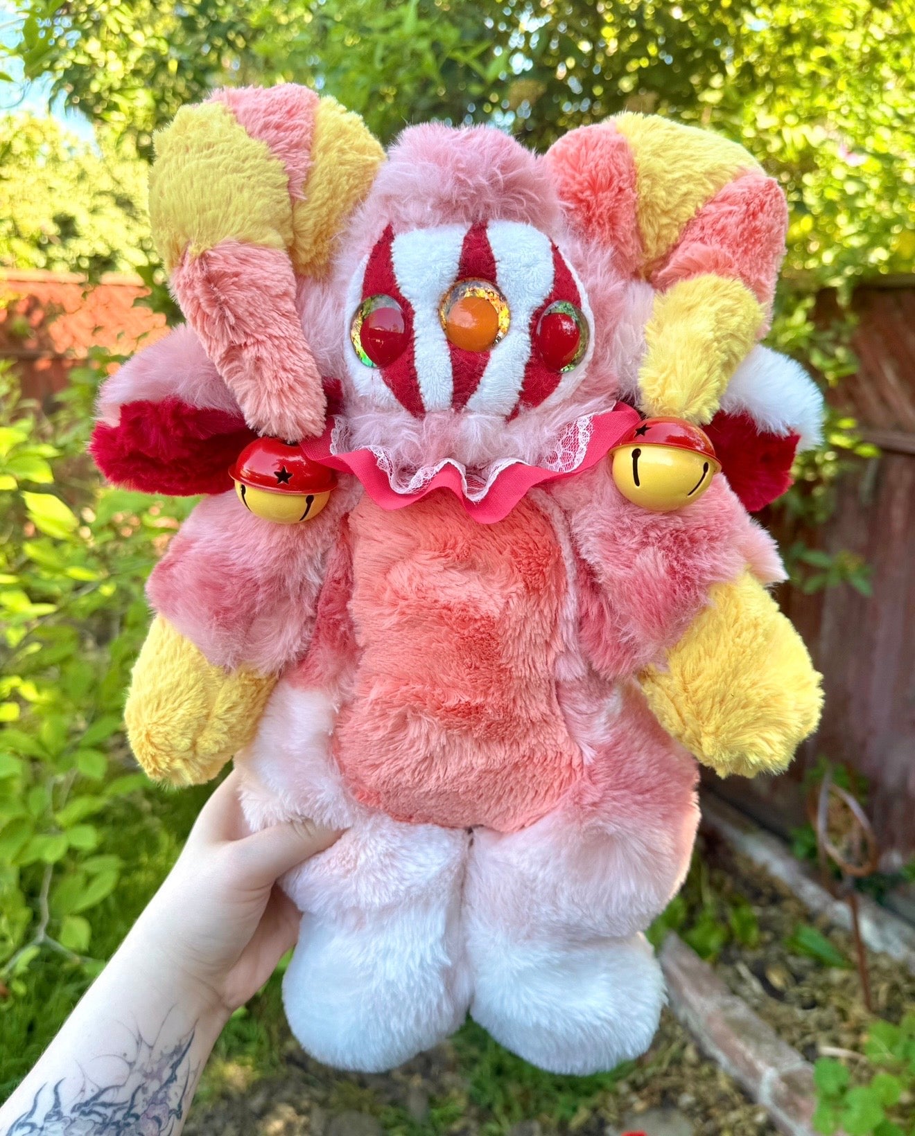 Sunset (jester plush)