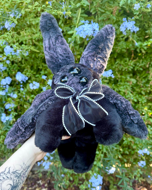 Onyx ( moth plushie ) *spooky drop *