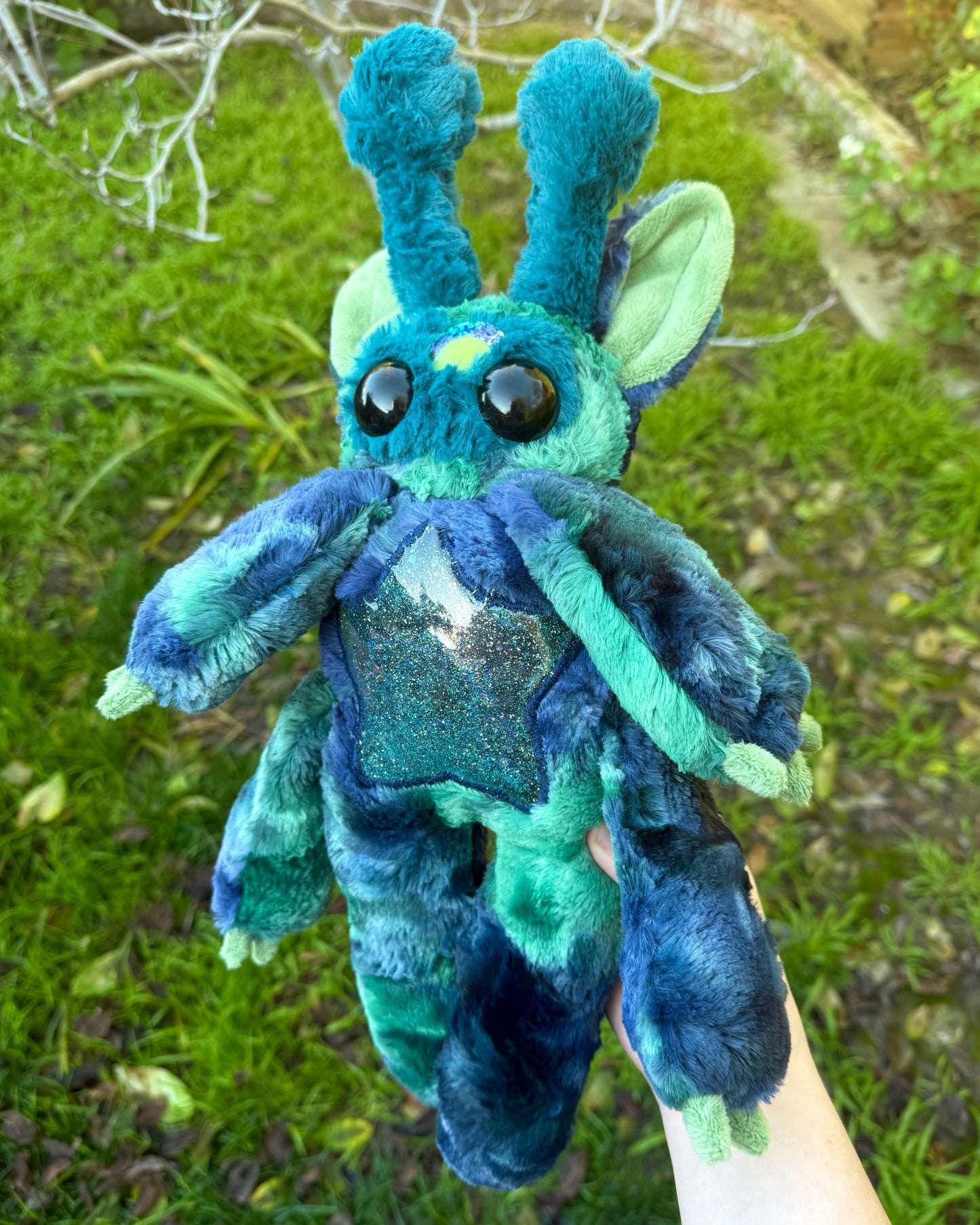 Indigo ( alien plushie )