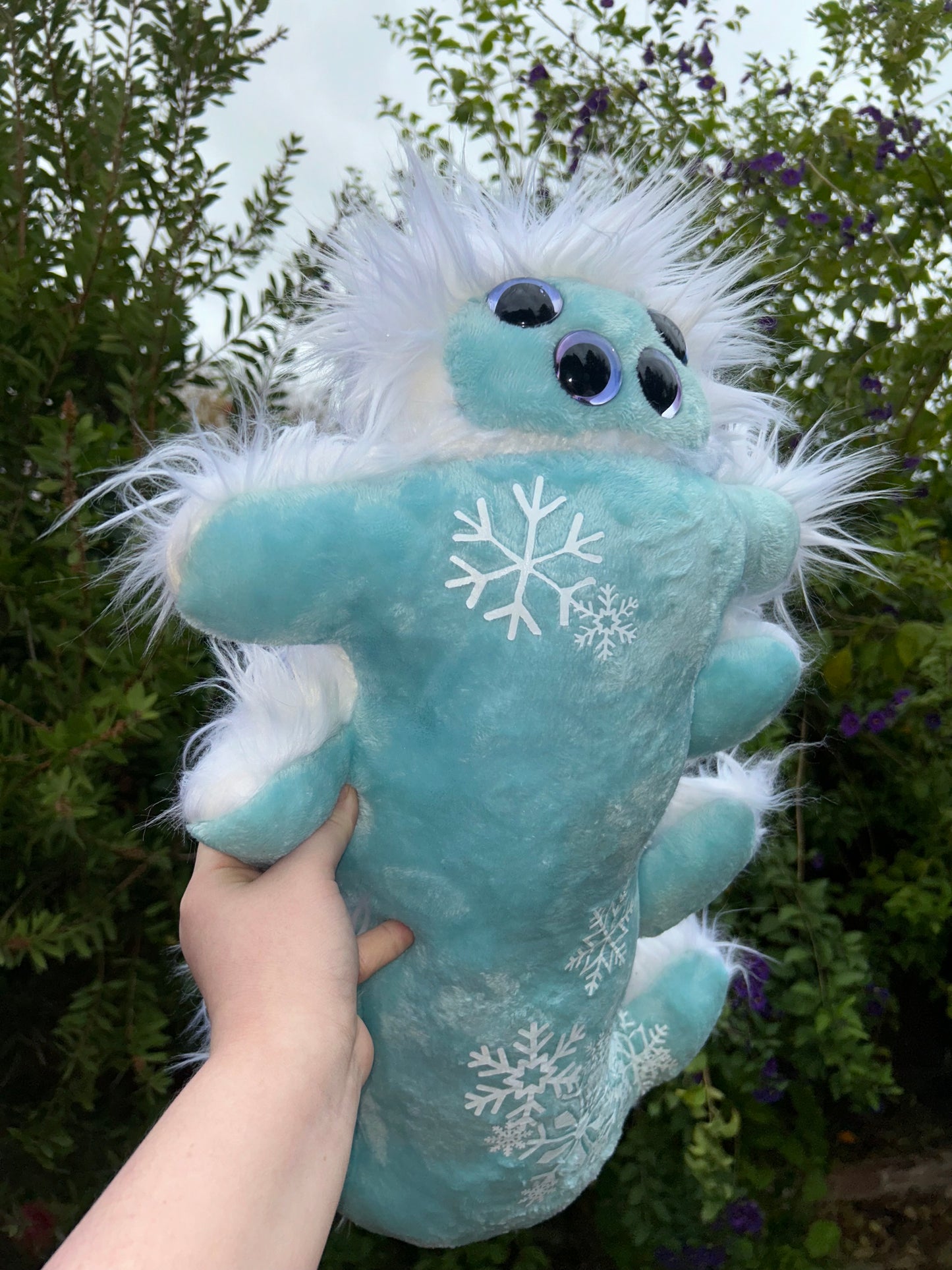 Blizzard ( centipede plushie )