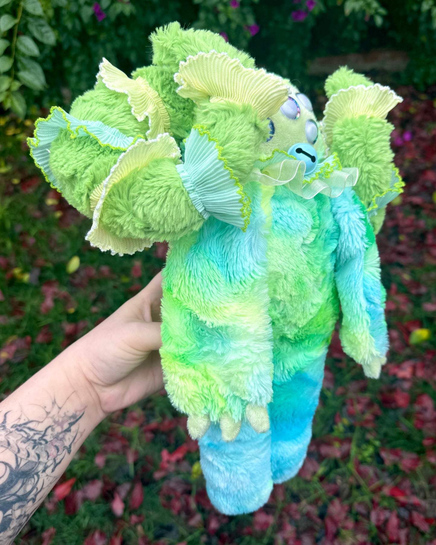 Lime ( demon plushie )