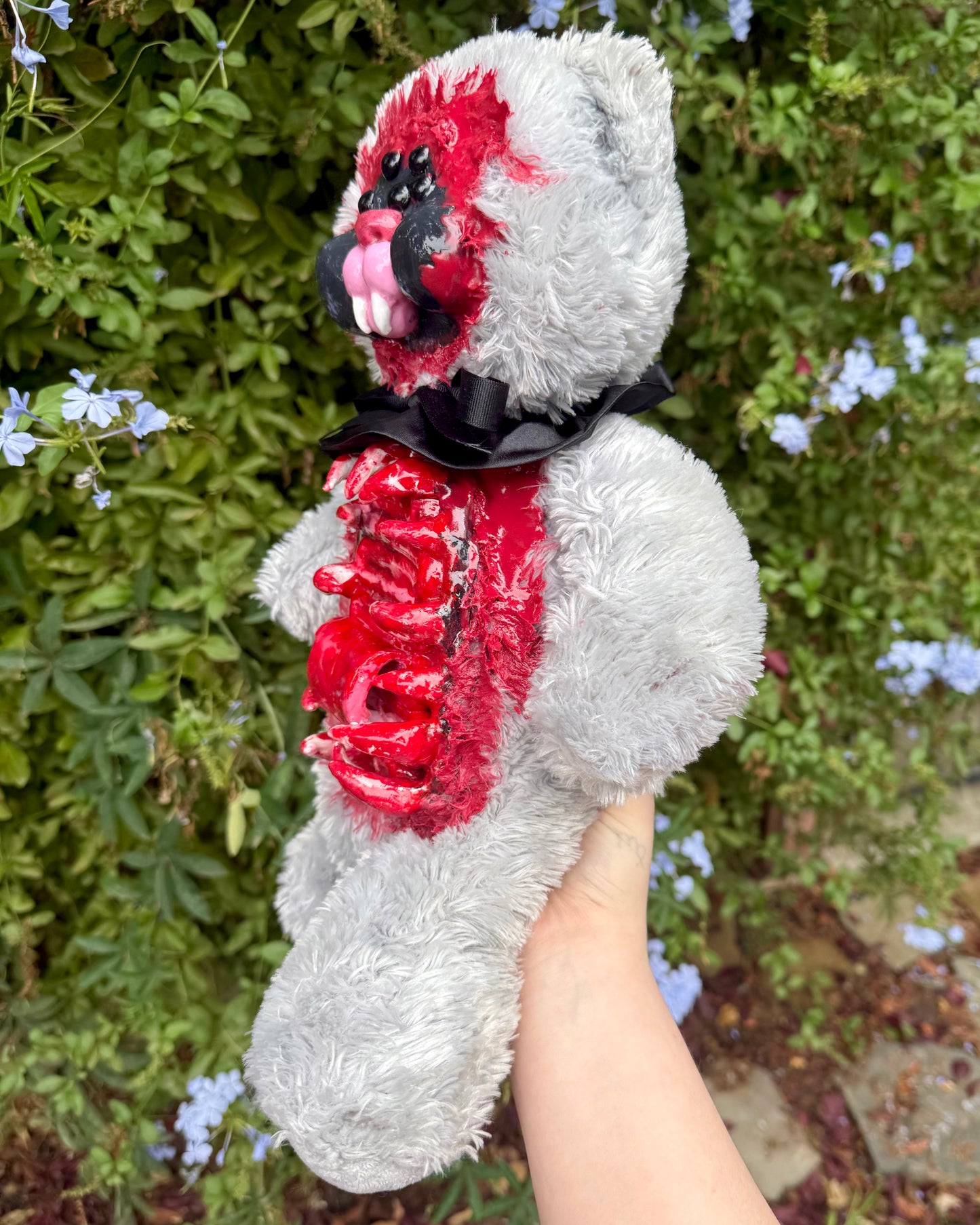 Grumble ( gore bear ) * spooky drop *