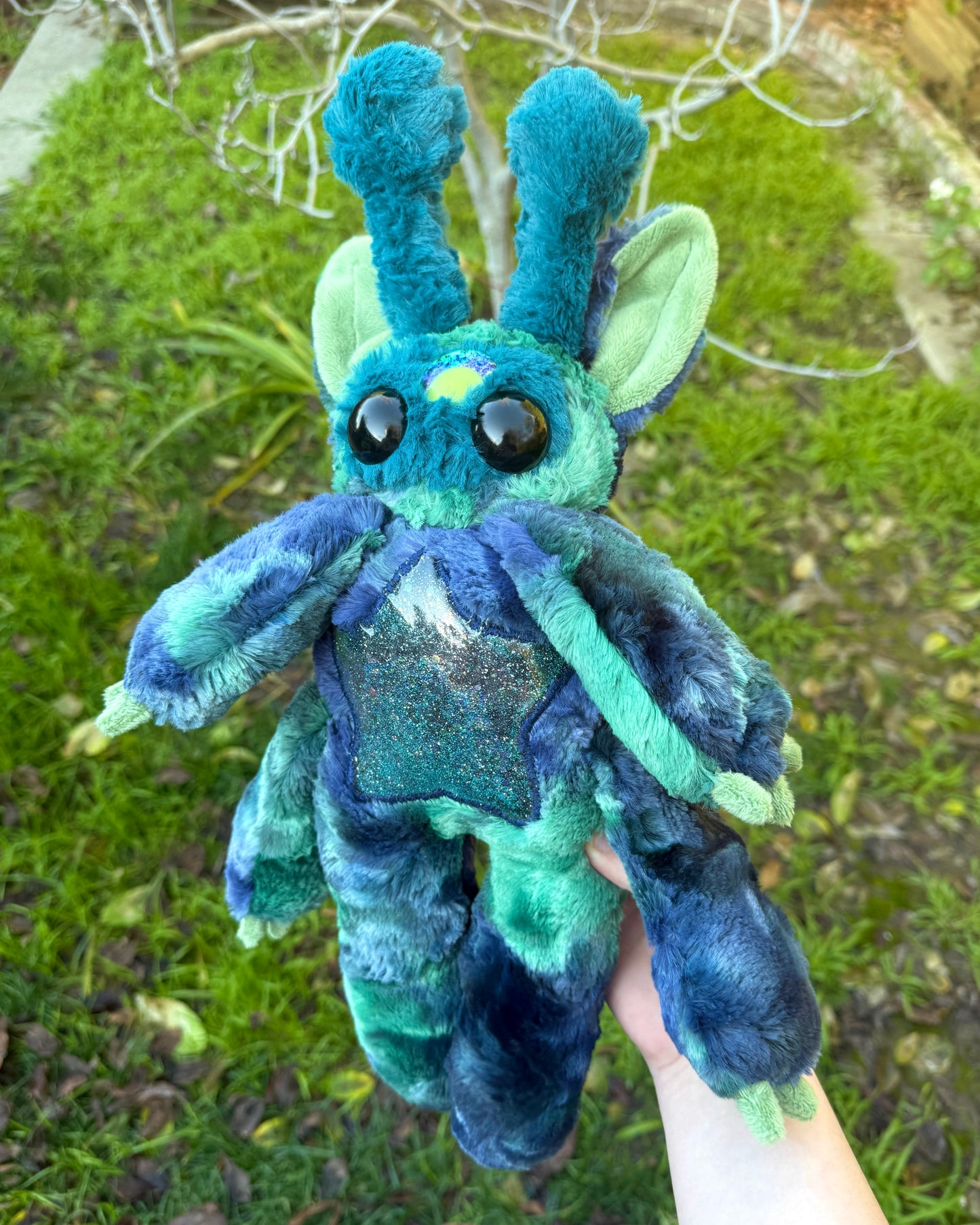 Indigo ( alien plushie )