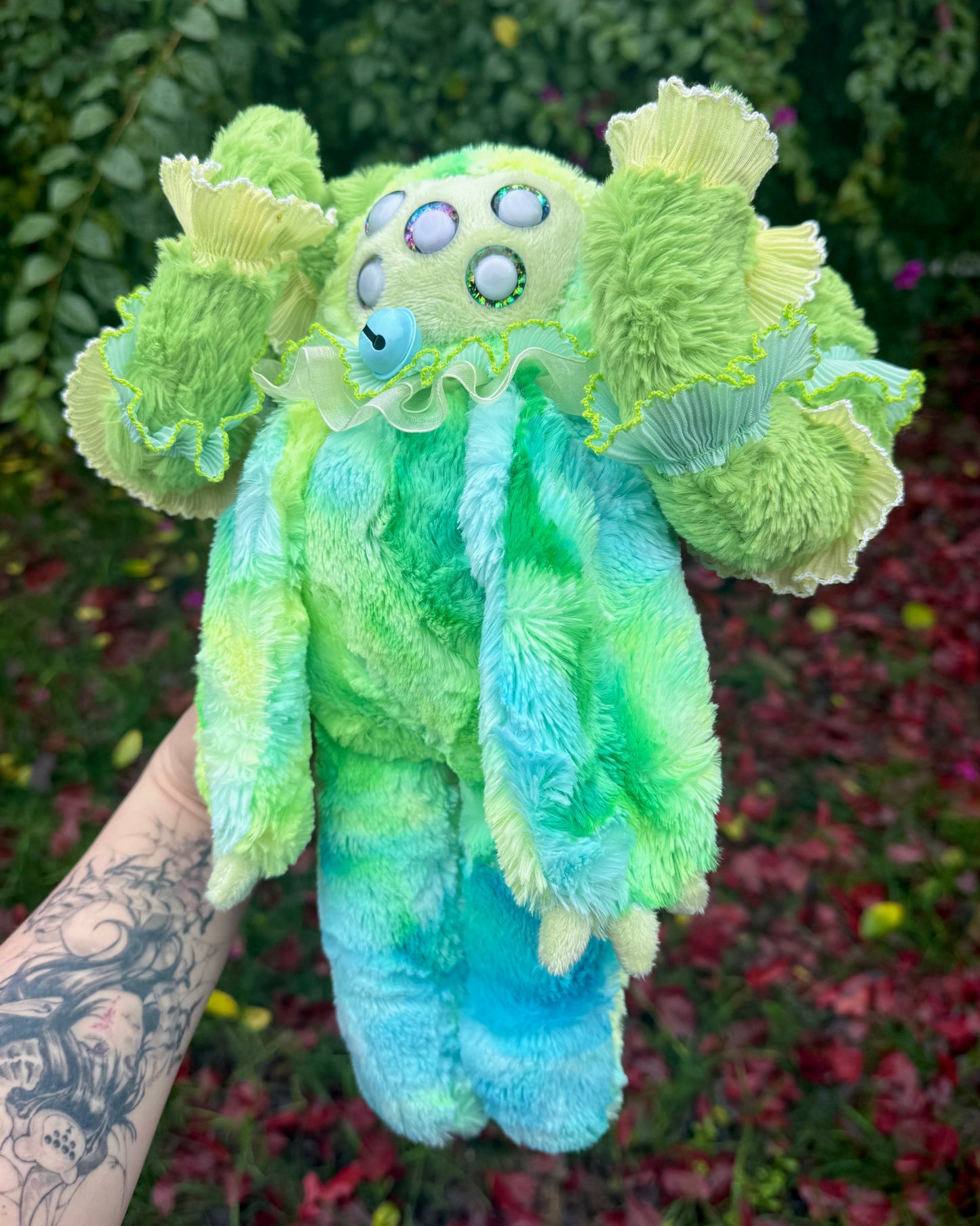 Lime ( demon plushie )