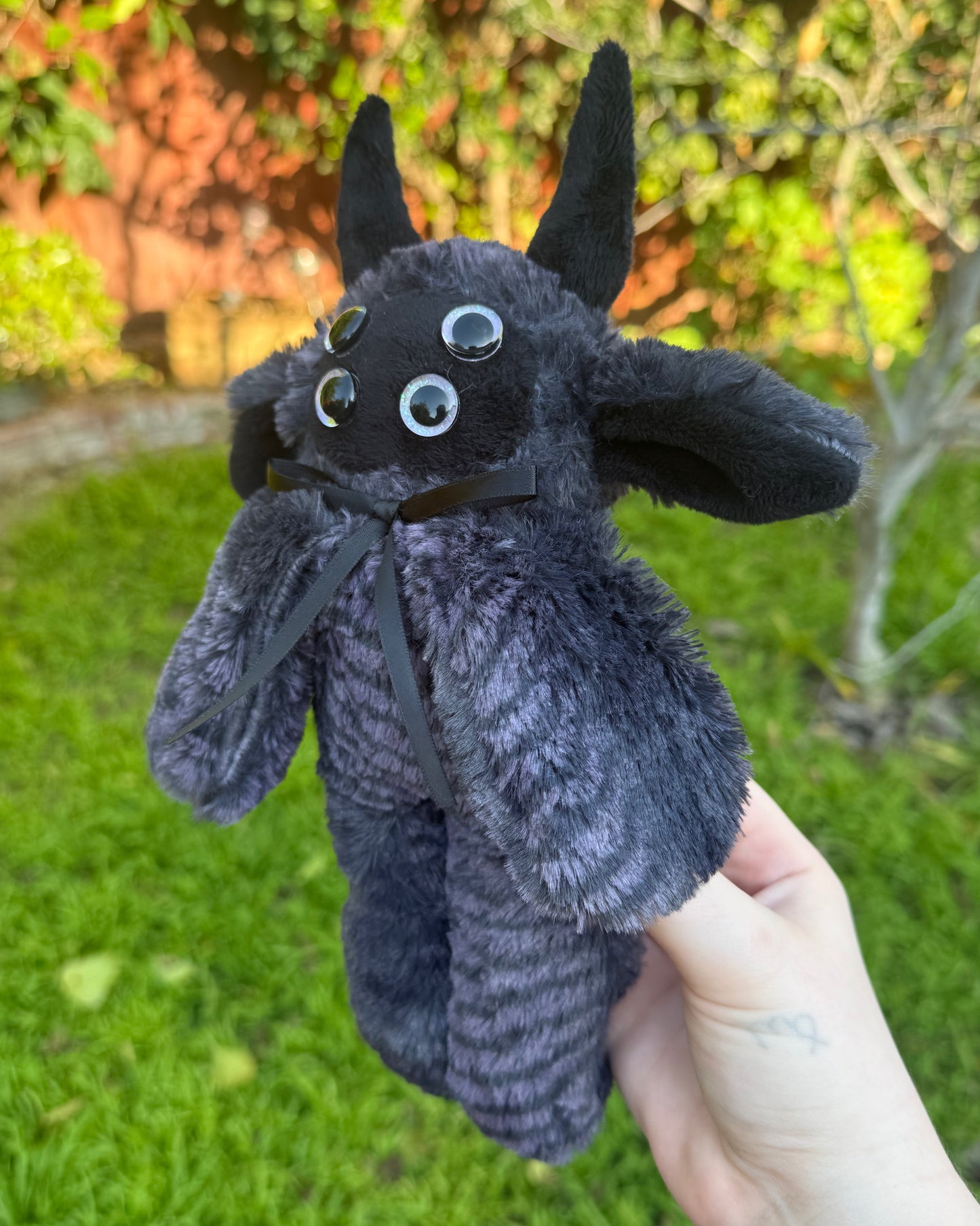 Celia ( small monster plush )