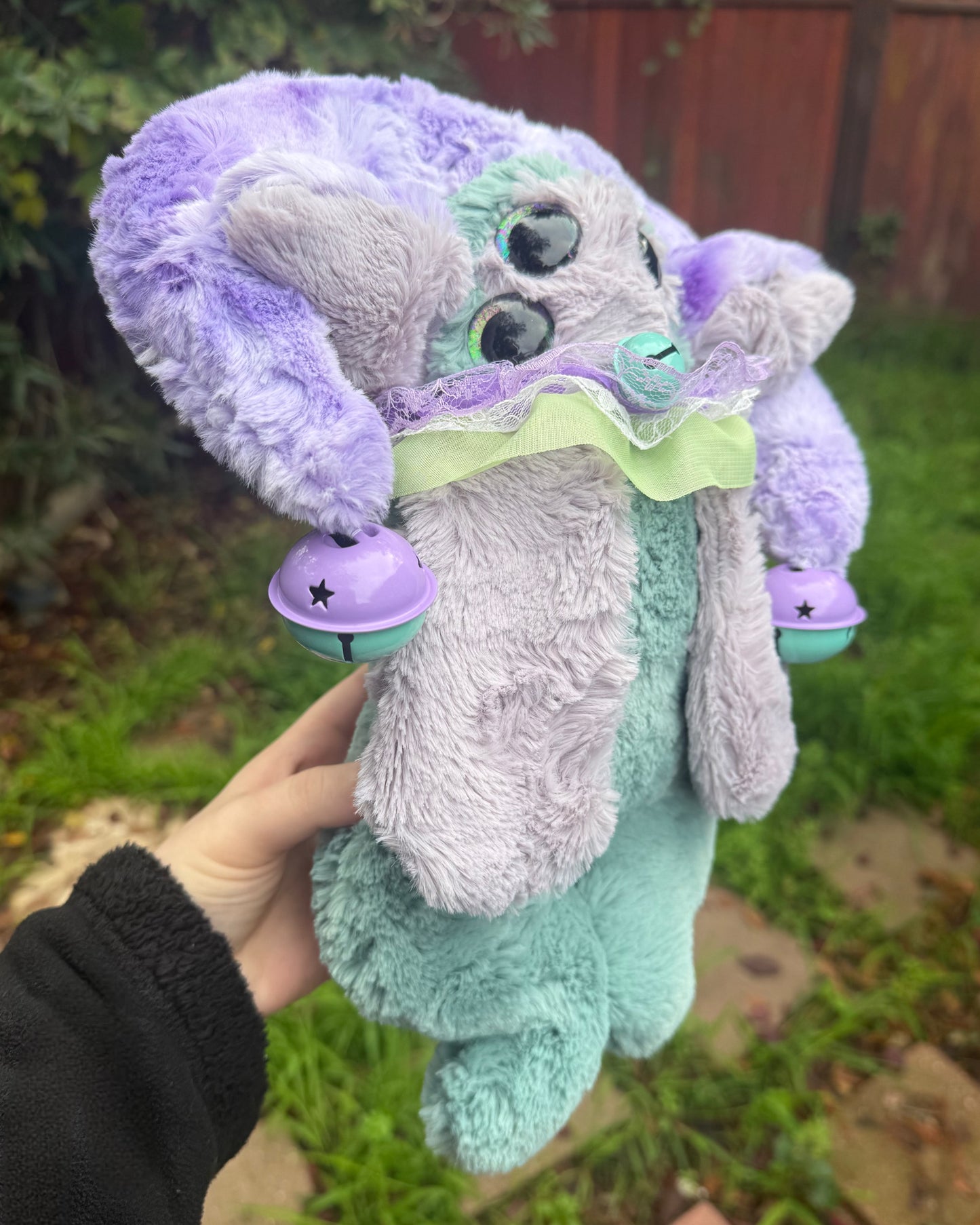 Geode ( jester plushie ) ￼